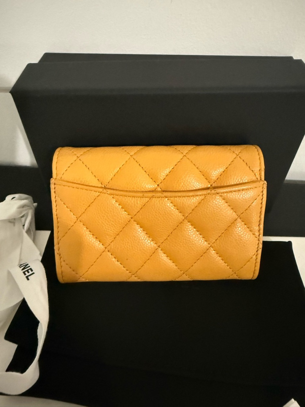 Authentic Chanel cardholder - Picture 4 of 5